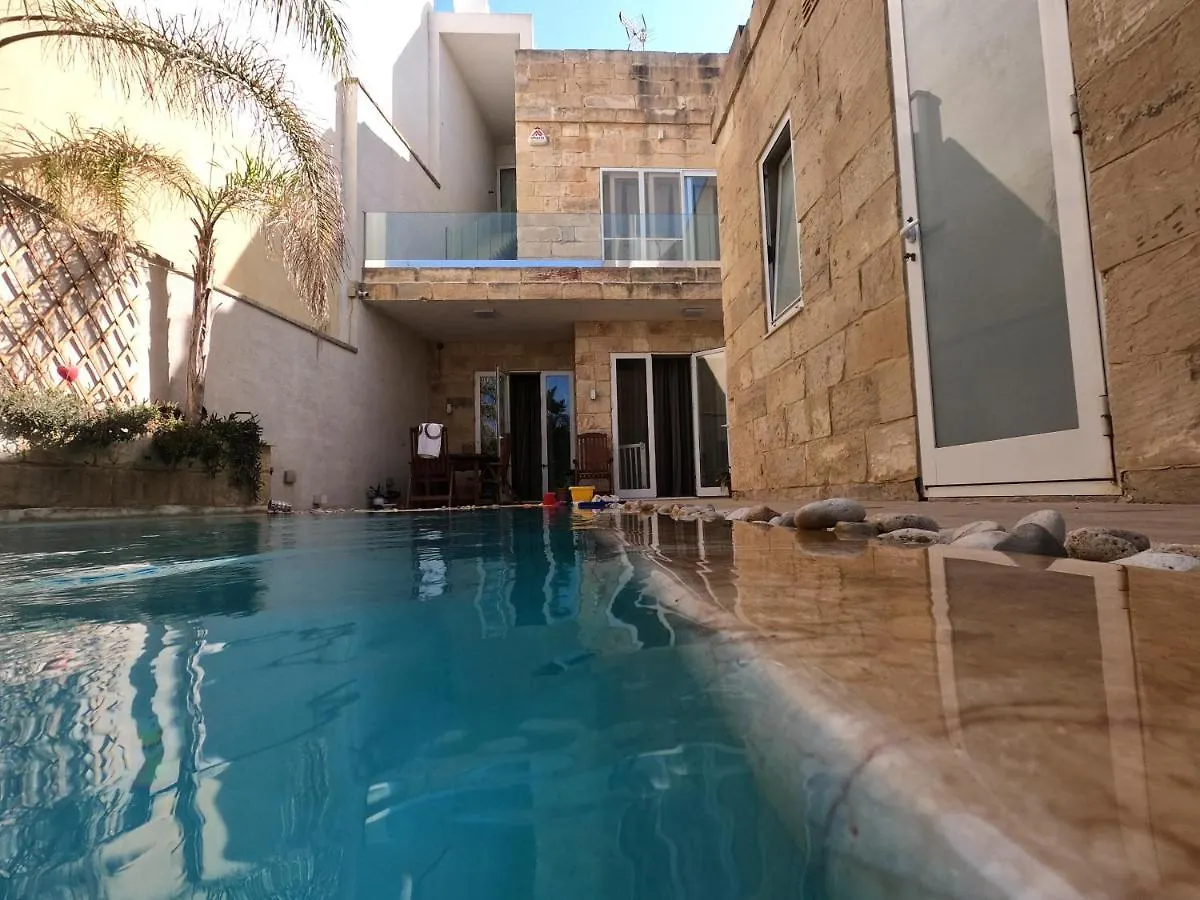 The Luxury Home - Next To Airport! Kirkop 펜션